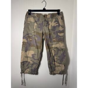 Vintage Y2K Camo Low Rise Cargo Capri Pants Size 6